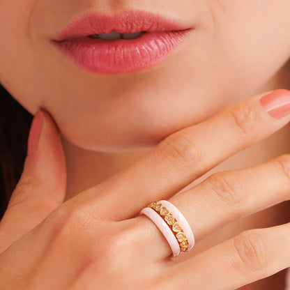 Hartjes Ring met Zirkonia Stenen • Champagne