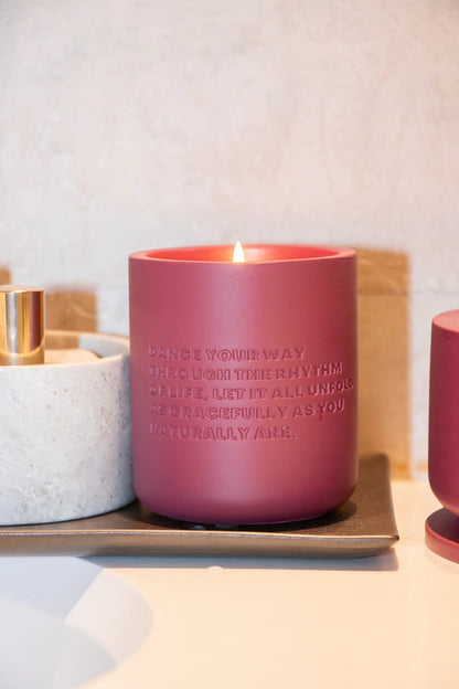 Cemented Candle 310gr - STUDIO - Dance Your Way