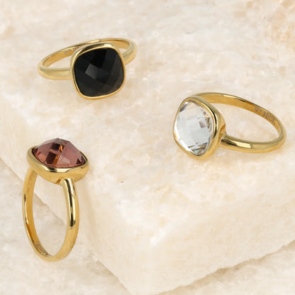 Gouden ring - roze facet kristal glassteen