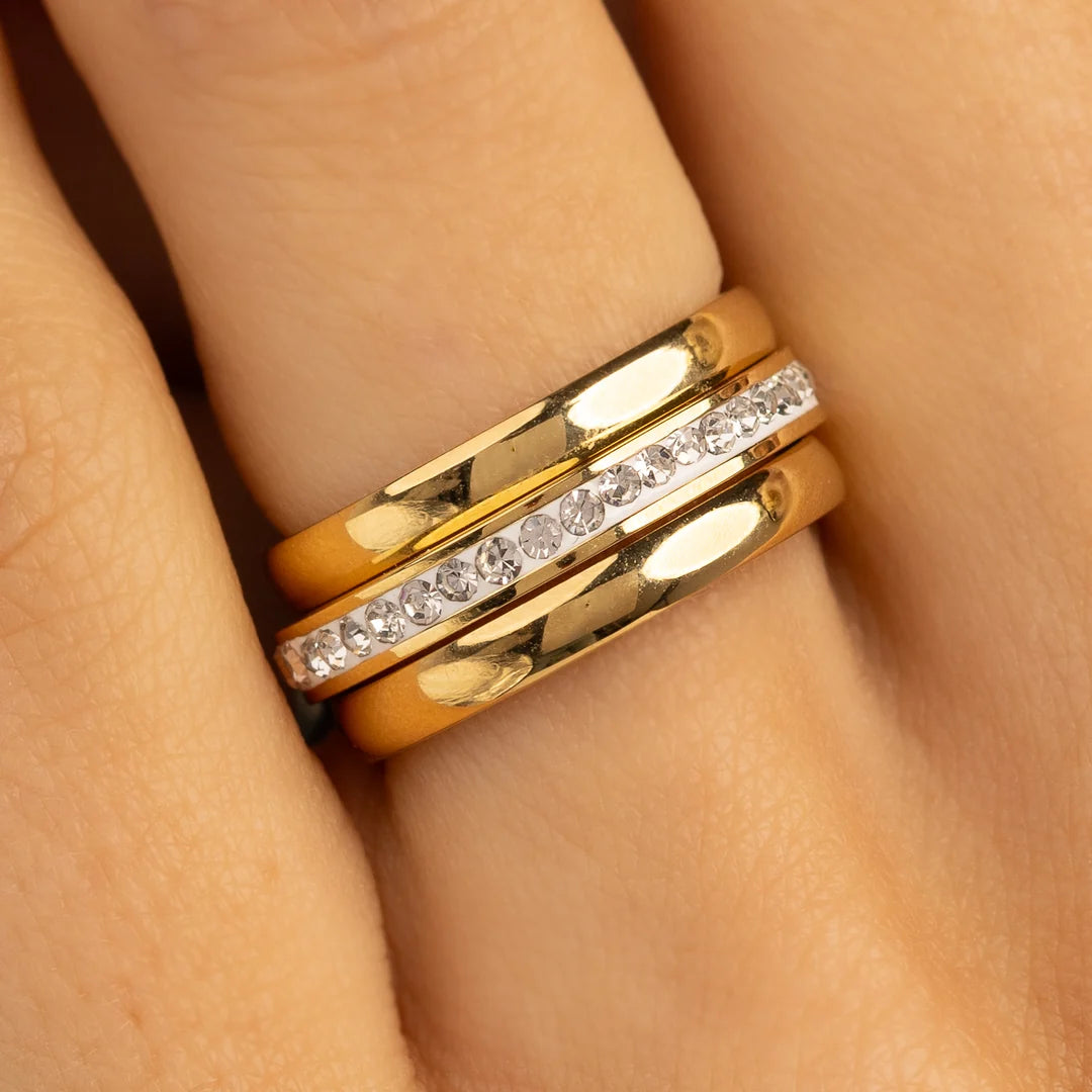 Ring met Zirkonia Steentjes • 3 mm • Goud