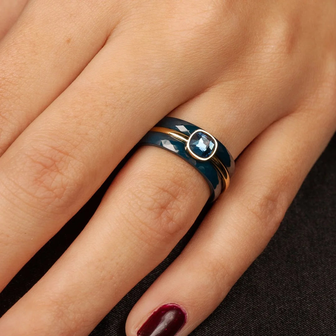 Gouden Ring met Vierkante Glassteen • Blauw